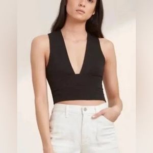 Aritzia Wilfred Free Valeria Deep V Neck Black Knit Cropped Top Size Medium